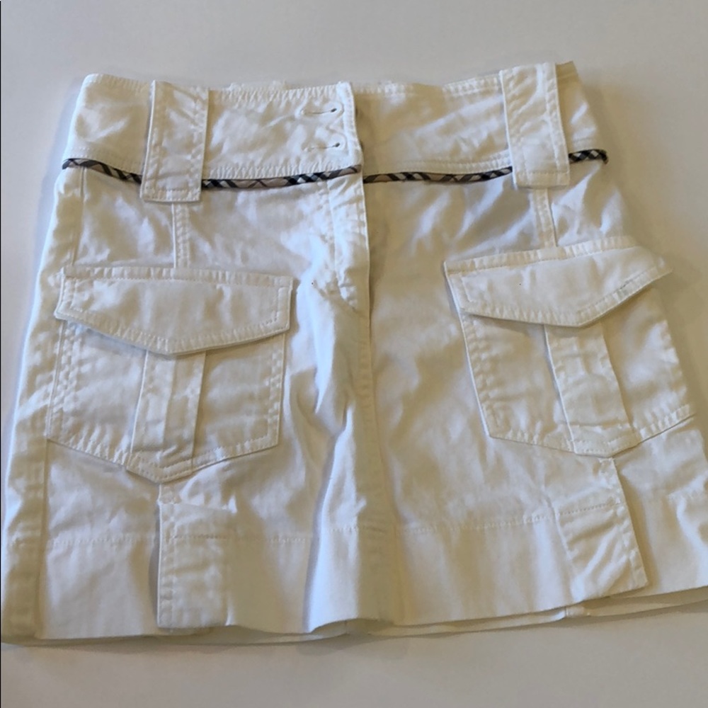 White Burberry skirt